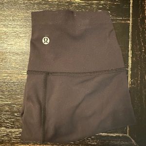 Lululemon wonder under train shorts 6”